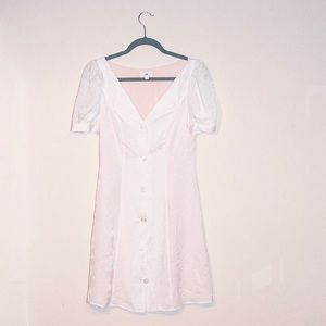 🌹 Vintage vibe, white LPA dress